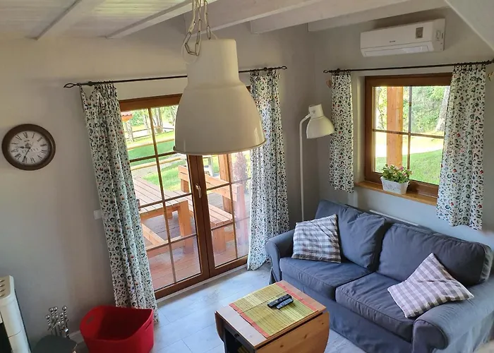 Folkowa Chatka- Kaszubska Ostoja