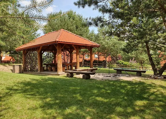 Folkowa Chatka- Kaszubska Ostoja Semesterbostad Barkocin